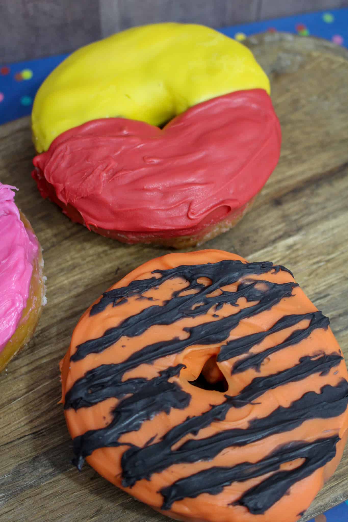 These Winnie the Pooh Doughnuts are the perfect treat for any kid! The Christopher Robin movie is full of great life lessons as well as inspiration for these delicious Winnie the Pooh Doughnuts! #Doughnuts #winniethepooh #breakfast #easybreakfast