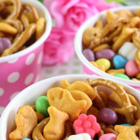 Super Simple Spring Snack Mix – Because Mom Says