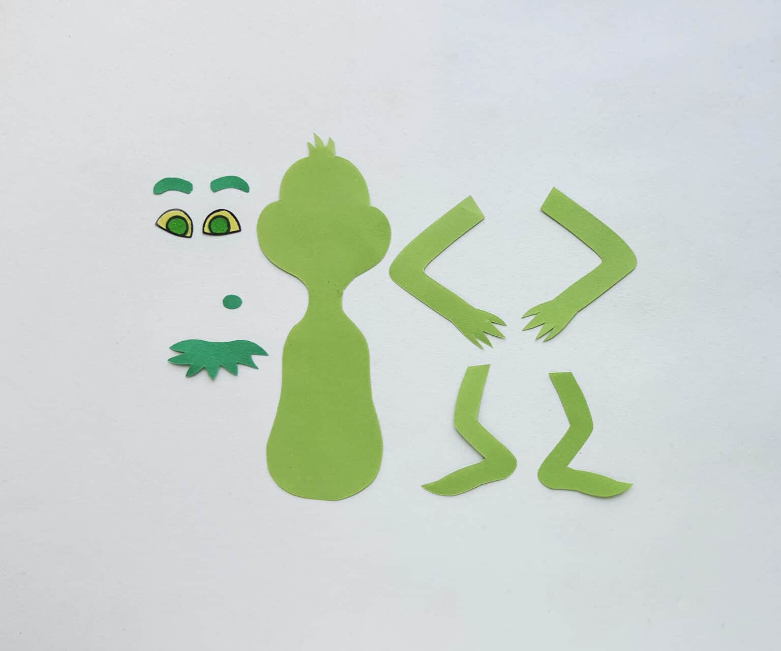 Free printable Grinch Bookmark. Easy and adaptable - Because Mom Says