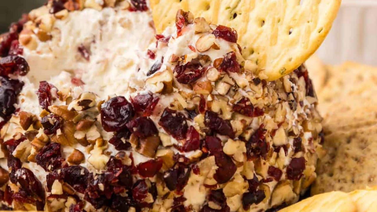 Cranberry Pecan Cheeseball