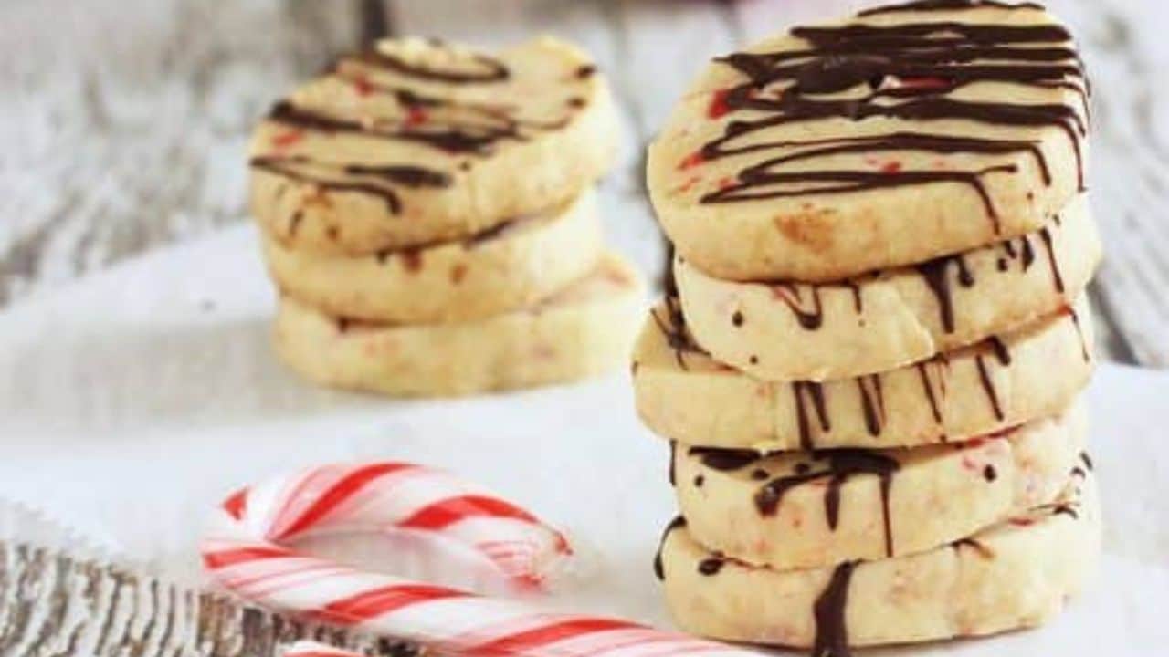 Peppermint Shortbread Cookies
