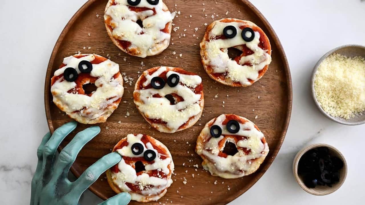 Mini Bagel Mummy Pizzas